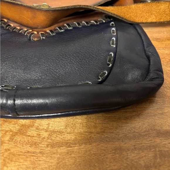 Navy blue and brown, gorgeous, smooth leather bag - Picture 6 of 8